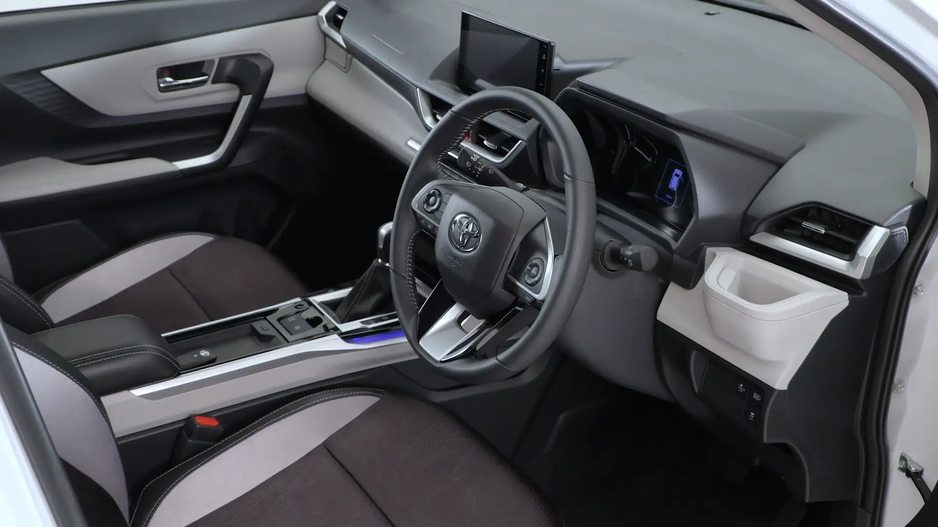 Two-toned Soft Pad Interior